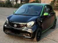Usata Smart ForFour Electric Drive Passion 41 kW (56 CV) 2018 Nero Utilitaria