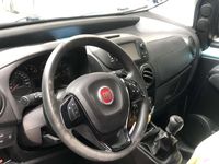 Usata Fiat Qubo Trekking 69 CV (50 kW) 2019 Blu Monovolume