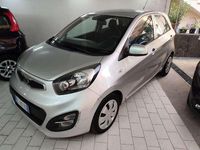 Usata Kia Picanto 68 CV (50 kW) 2012 Argento Utilitaria