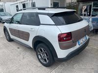 Usata Citroën C4 Cactus Shine 99 CV (72 kW) 2015 Giallo Utilitaria