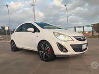 Usata Opel Corsa 95 CV (69 kW) 2013 Bianco Utilitaria
