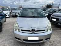 usata Toyota Corolla Verso 2.2 16V D-4D Sol