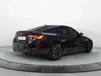 Usata BMW i4 Comfort Edition 544 kW (740 CV) 2024 Black sapphire Berlina