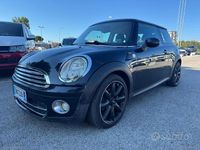 Begagnad Mini Cooper D Chili 109 HK (80 kW) 2008 Svart Halvkombi