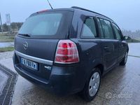 Usata Opel Zafira 150 CV (110 kW) 2004 Monovolume