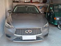 Usata Infiniti Q30 122 CV (89 kW) 2016 Grigio Berlina