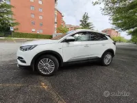 Usata Opel Grandland X Innovation 131 CV (96 kW) 2018 Bianco SUV