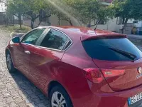 Usata Alfa Romeo Giulietta 105 CV (77 kW) 2011 Rosso Utilitaria