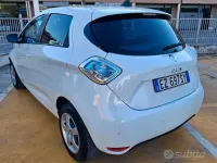Usata Renault Zoe 27 kW (38 CV) 2015 Bianco Utilitaria