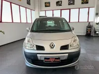 Usata Renault Modus 68 CV (50 kW) 2009 Grigio Monovolume