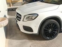 Usata Mercedes GLA200 136 CV (100 kW) 2018 Bianco SUV
