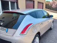 Usata Lancia Delta 120 CV (88 kW) 2009 Giallo Utilitaria
