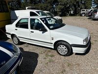 Usata Renault 19 78 CV (57 kW) 1993 Bianco Berlina