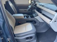 Usata Land Rover Defender SE Dynamic 249 CV (183 kW) 2022 Tasman blue SUV