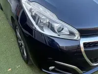 Usata Peugeot 208 Allure 100 CV (73 kW) 2016 Bluazzurro Utilitaria