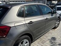 Usata VW Polo Comfortline 65 CV (47 kW) 2018 Grigio Berlina