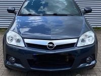 Usata Opel Tigra 90 CV (66 kW) 2006 Blu Cabrio