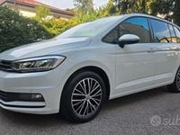 Usata VW Touran Executive 150 CV (110 kW) 2019 Bianco Monovolume