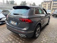 Usata VW Tiguan R-line 150 CV (110 kW) 2022 Grigio scuro SUV