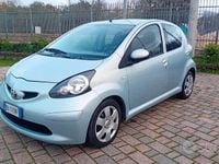 Usata Toyota Aygo Sol 67 CV (49 kW) 2006 Grigio Utilitaria