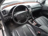 Usata Mercedes CLK200 258 CV (189 kW) 1999 Grigio Coupé