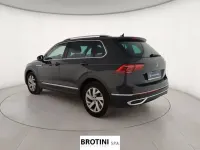 Usata VW Tiguan Elegance 150 CV (110 kW) 2023 Grigio SUV