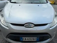Usata Ford Fiesta 97 CV (71 kW) 2009 Grigio Berlina