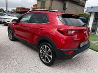 Usata Kia Stonic Style 101 CV (74 kW) 2022 Rosso SUV