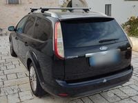 Begagnad Ford Focus 100 HK (73 kW) 2010 Svart Kombi