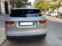 Usata Jaguar F-Pace Prestige 180 CV (132 kW) 2016 Argento SUV