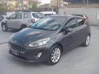 Begagnad Ford Fiesta Titanium 75 HK (55 kW) 2022 Grå Halvkombi