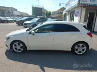 Usata Mercedes A180 109 CV (80 kW) 2013 Bianco Utilitaria