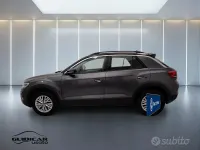 Usata VW T-Roc Life 150 CV (110 kW) 2024 Grigio SUV