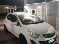 Usata Opel Corsa 2011 Bianco Berlina
