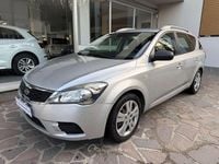 Usata Kia Ceed LX 90 CV (66 kW) 2010 Argento Utilitaria