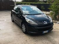 Usata Peugeot 207 70 CV (51 kW) 2006 Nero Berlina