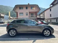 Usata Alfa Romeo Giulietta Exclusive 105 CV (77 kW) 2013 Grigio Utilitaria
