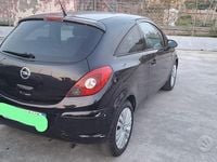 Usata Opel Corsa 85 CV (62 kW) 2012 Nero Utilitaria