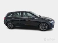 Usata Mercedes B180 Business 116 CV (85 kW) 2019 Nero Monovolume
