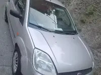 Usata Ford Fiesta 75 CV (55 kW) 2004 Grigio Utilitaria