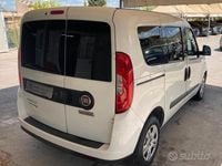 Usata Fiat Doblò 105 CV (77 kW) 2016 Bianco Monovolume