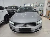 Usata VW Passat S 150 CV (110 kW) 2023 Pyrit silver Station wagon