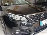 Begagnad Peugeot 308 S 102 HK (75 kW) 2020 Svart Kombi