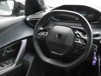 Usata Peugeot 2008 Allure 101 CV (74 kW) 2025 Blu SUV