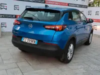 Usata Opel Grandland X 131 CV (96 kW) 2019 Bluazzurro SUV