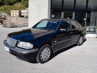 Usata Mercedes C200 Classic 125 CV (91 kW) 2000 Nero Berlina