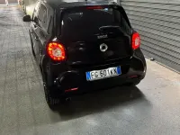 Usata Smart ForFour 71 CV (52 kW) 2017 Nero Utilitaria