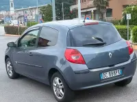 Brugt Renault Clio II 75 HK (55 kW) 2006 Grå