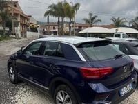 Usata VW T-Roc Style 115 CV (84 kW) 2019 Blu SUV