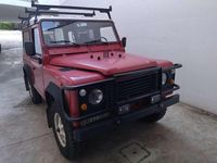 Usata Land Rover Defender 86 CV (63 kW) 1988 Rosso SUV